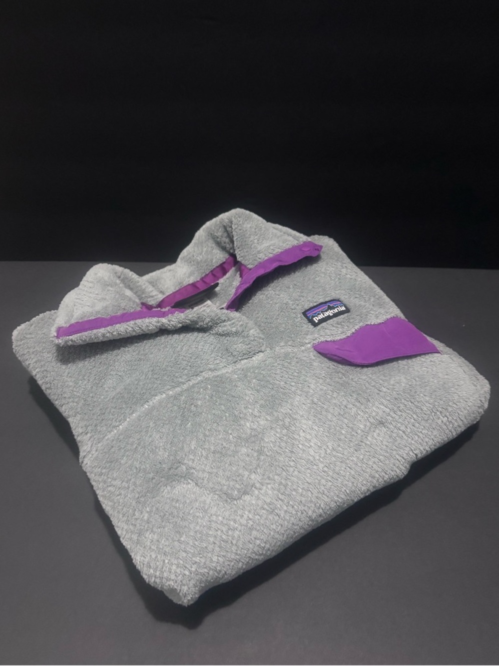 Patagonia Women’s Fleece - Picture 9 of 11